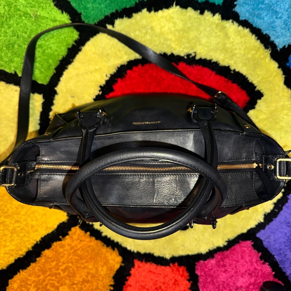 Alexander McQueen Black Leather Tote Bag - Picture 2 of 9